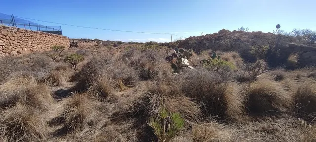 Terreno rústico con preciosas vistas en el Desierto, Granadi