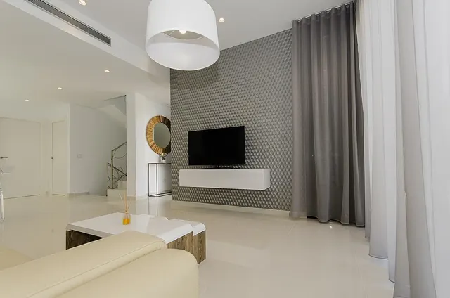 AMPLIOS ESPACIOS INTERIORES — 13