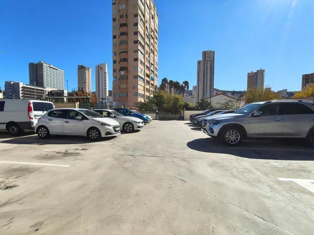 Apartamento de 3 dormitorios en zona del Rincon de loix ( zona llana) — 30