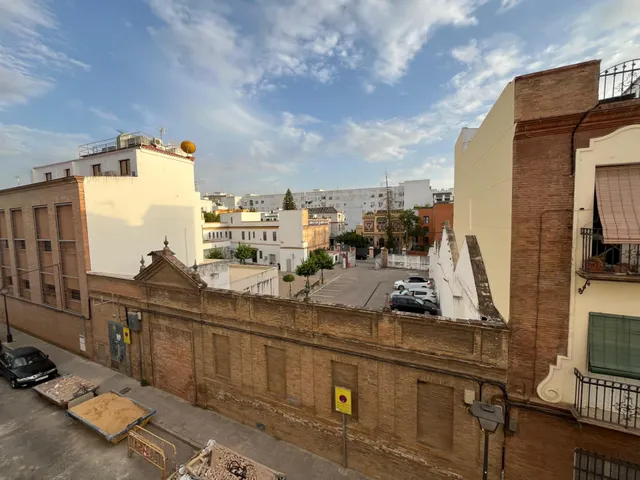 SE VENDE PISO EN EL CORAZÓN DEL PORVENIR — 46