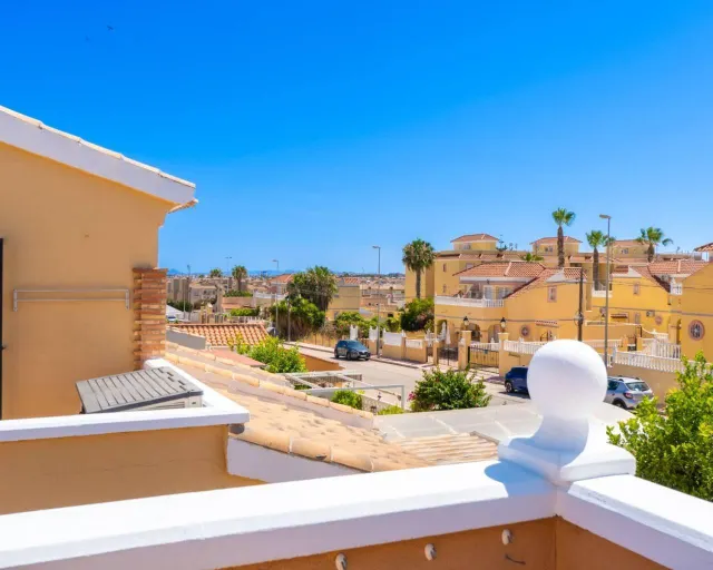 Villa independiente orientada al sur con piscina privada y solárium – Las Chismosas — 21