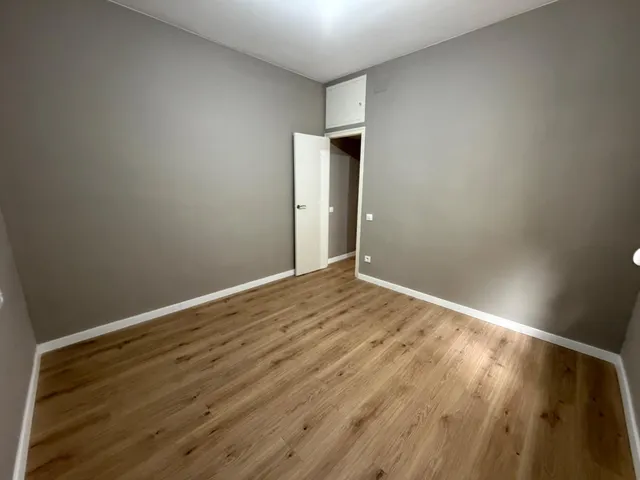 Piso reformado de 3 habitaciones con patio en Gràcia — 9