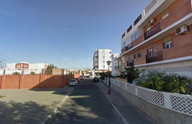 PISO OCUPADO POR PERSONA SIN JUSTO TÍTULO ESTE INMUEBLE DEBI