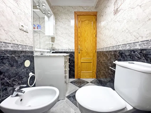 Piso de 3 dormitorios con vistas despejadas a 2 minutos del tren en Nuevo San Andrés. — 26