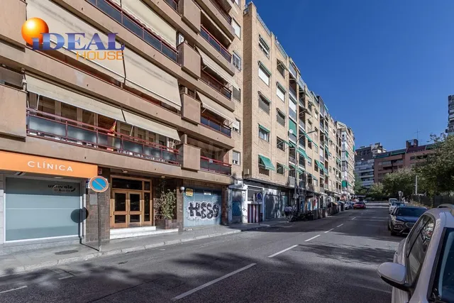 TRASTERO EN VENTA JUNTO CONSTITUCIÓN