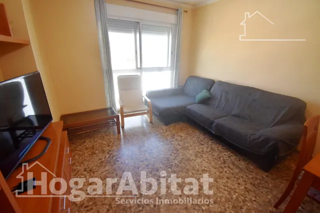 Gran amplitud, excelente luminosidad y precio atractivo en este piso con garaje — 19