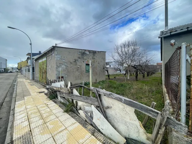 SE VENDE SOLAR EN CACABELOS — 7