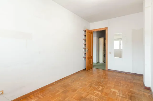 Piso en la estrecha , Oviedo — 11