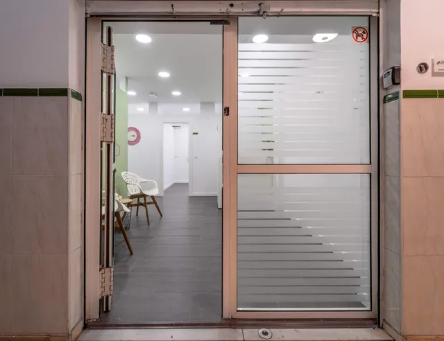 Local comercial 47m² en venta - La Aurora - Avda Andalucia — 20