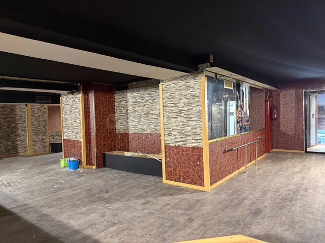 Local comercial 273m² en alquiler - Universidad San Francisco — 5