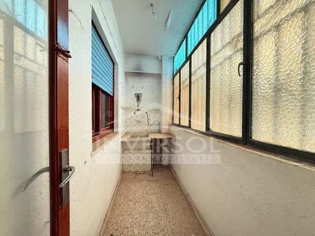 PISO AMPLIO EN BERJA - foto 5