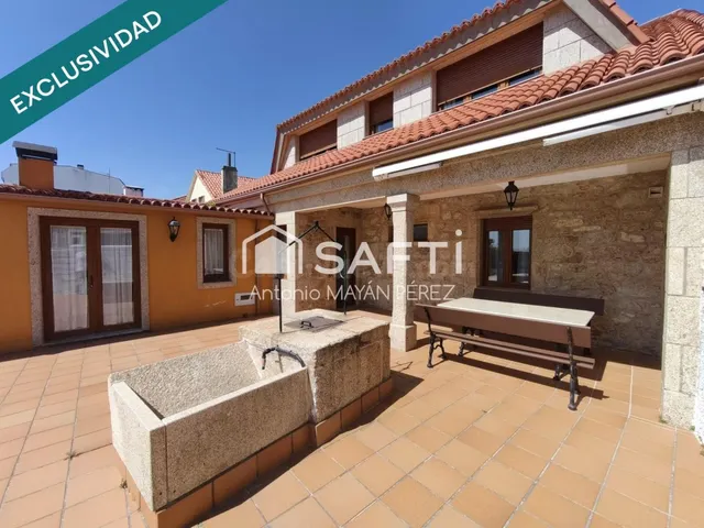 CASA EN VENTA EN PRIMERA LINEA DE PLAYA EN RIBEIRA - foto 3