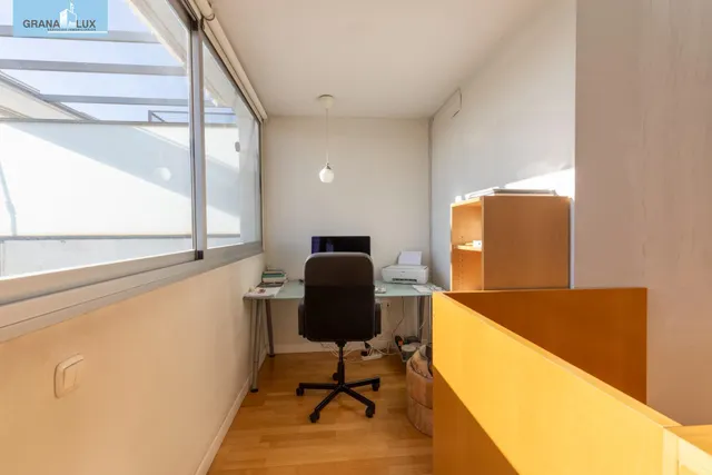Espacio, confort y calidad: magnífica vivienda unifamiliar adosada — 48