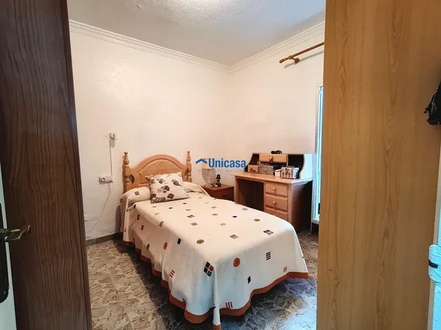 Casa mata en una sola planta con amplio garaje y precioso patio andaluz en el tomillar — 24