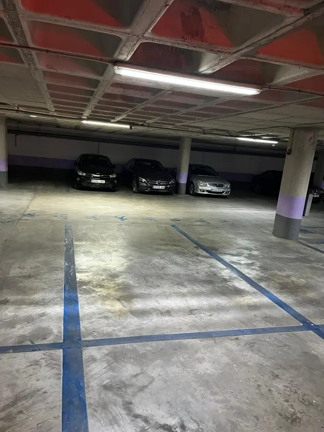 Plaza de parking por cesión en el Parking Los Escolapios — 5