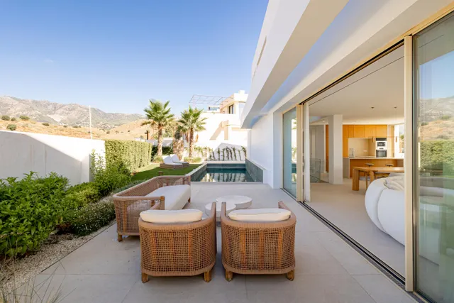 Villa independiente de lujo en venta  con vistas al mar y piscina privada en El Higuerón, Fuengirola — 40