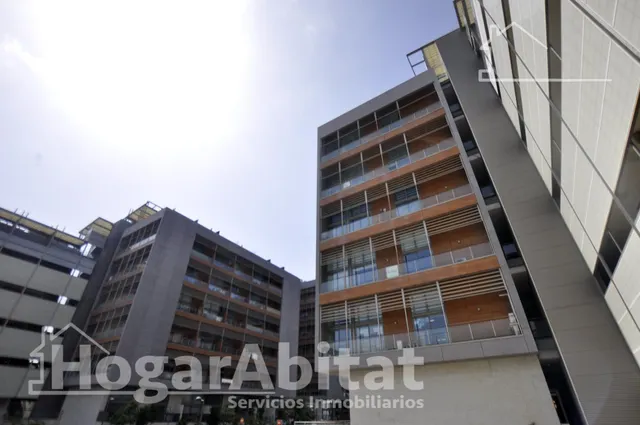 GRAN ÁTICO SEMINUEVO EN RESIDENCIAL CON GARAJE Y PISCINA — 35