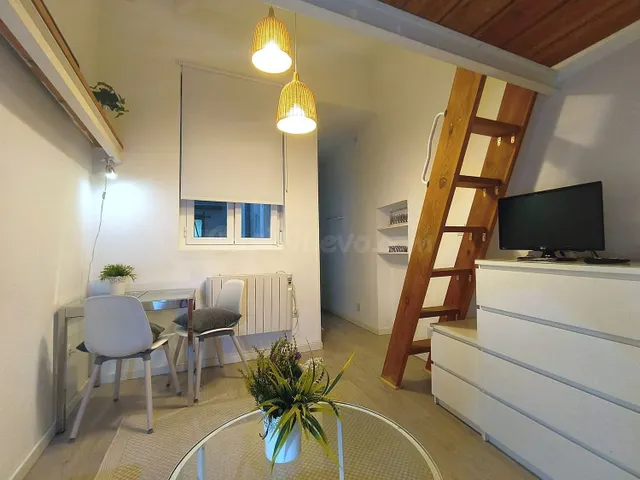 Piso 28m² en alquiler - Palacio