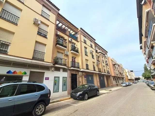 Se vende piso CESIÓN DE REMATE en C/ BALDOMERO JIMENEZ en Pu - foto 5