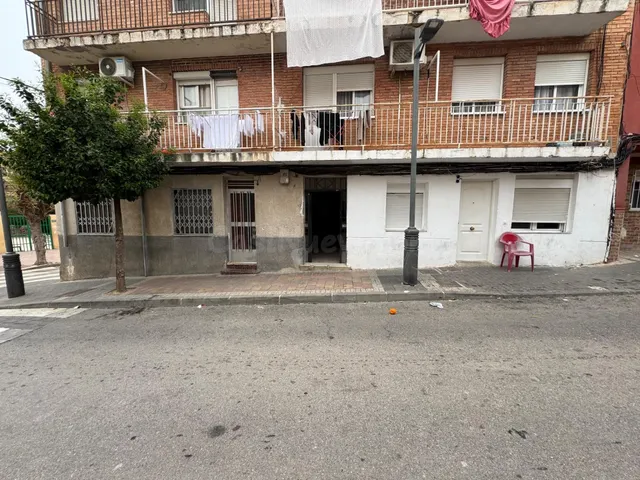 ¡Rebajado! Amplio Piso en Murcia - Oportunidad Ideal para Re