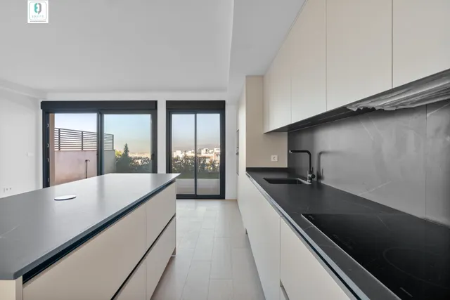 Exclusiva vivienda de lujo en planta baja con grandes terrazas, vistas a Granada — 8