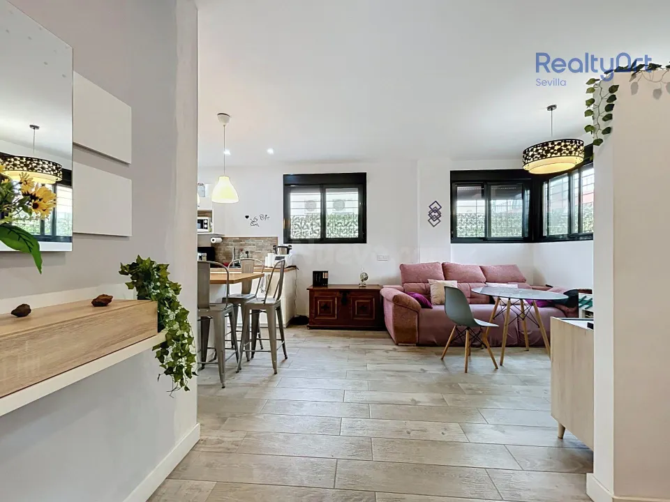 EXCELENTE VIVIENDA UNIFAMILIAR
