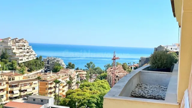 ÁTICO EN LO ALTO DE TORREQUEBRADA, VISTAS AL MAR Y MONTAÑA — 2