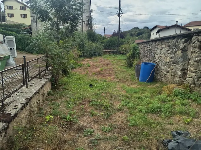 Conjunto Inmobiliario con Caserío tradicional y terreno. — 15