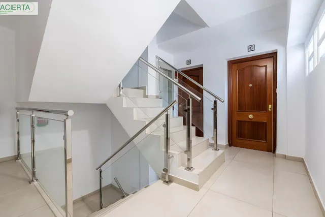 PISO EN ZONA SANDERS — 33
