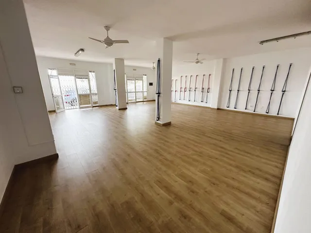 Local comercial — 2