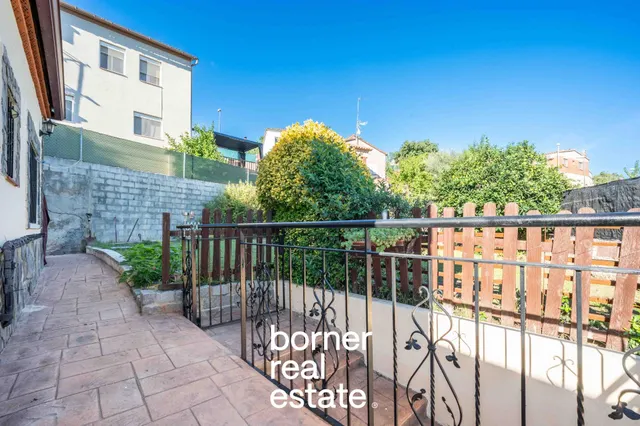 Casa con jardín en Sant Muç, Rubí — 14