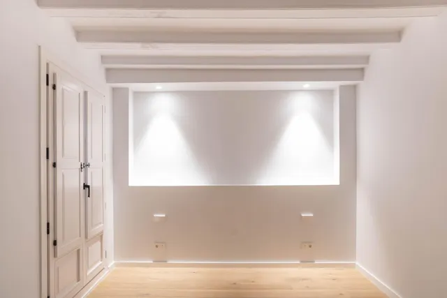 Piso en venta en carrer d'Avinyó — 13