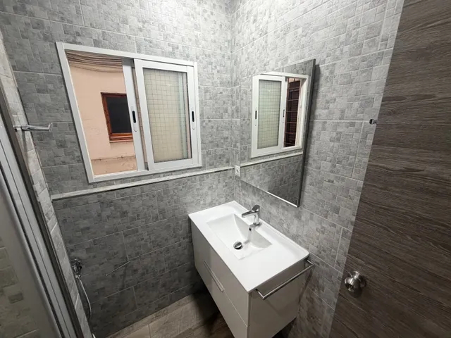 Local comercial 106m² en venta - Centre — 16