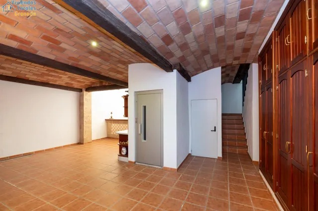 Casa exclusiva junto a Acera del Darro. Pleno centro de Granada. Seminueva y con ascensor propio — 43