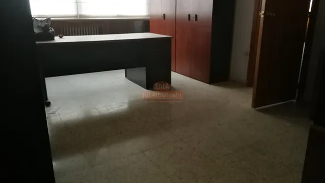 OCASION! SE ALQUILA GRAN ENTREPLANTA CON DIVERSOS DESPACHOS Y OFICINAS, EN EL CORAZON DE ALBACETE — 13