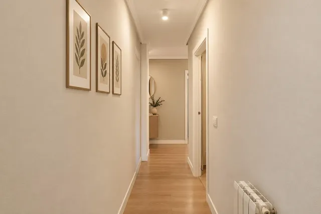 Piso exterior de 111 m2 con 4 dormitorios, garaje y trastero en Av Juan Antonio Perea — 18