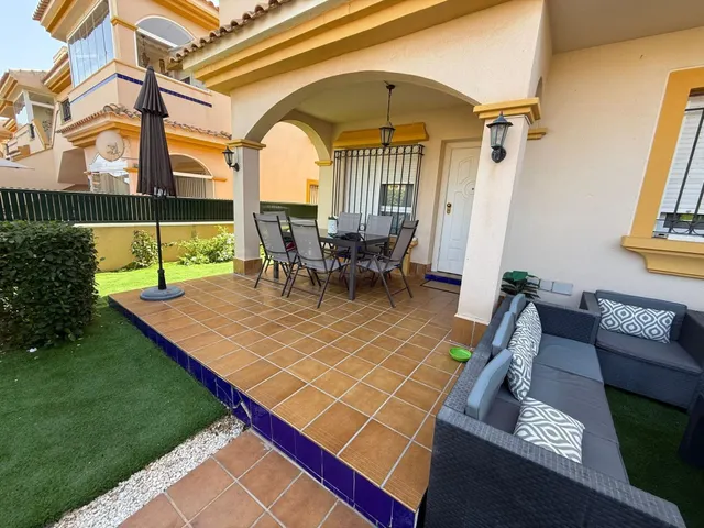 Casa o chalet independiente en venta en Lomas de Cabo Roig - foto 5
