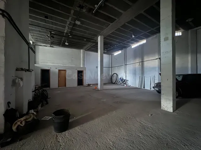 LOCAL COMERCIAL EN VENTA DE 200M2 EN FLORES DEL SIL — 5
