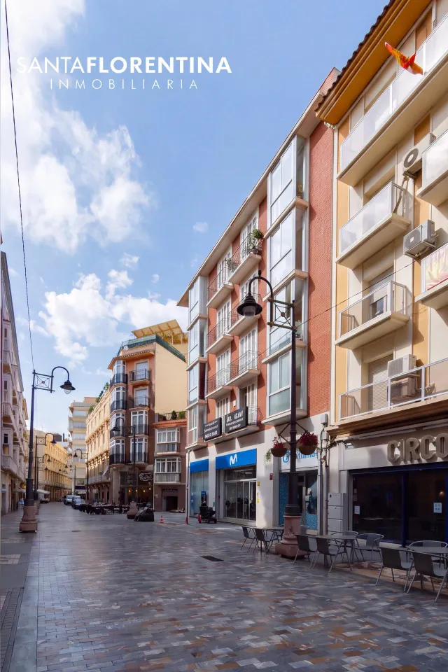 Piso 1 habitación 70m² en venta - Casco Antiguo — 29