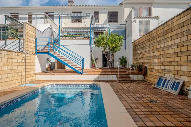 Casa en exclusiva en la zona del Patriarca - foto 4