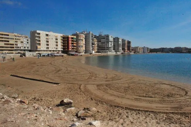 Fantástico apartamento con piscina comunitaria, idóneo como vacacional — 15