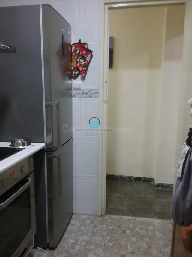 ¡OPORTUNIDAD 4 habitaciones EN CAMPOAMOR! - foto 4