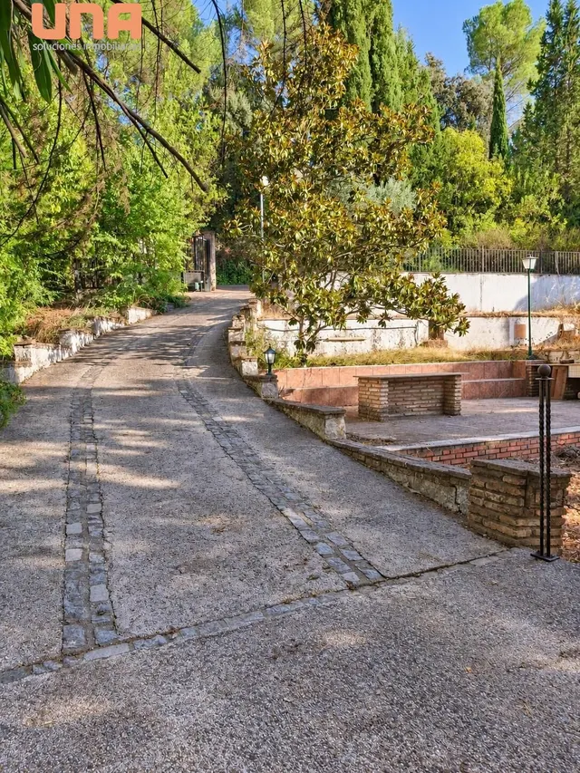Chalet con parcela Urbana en Santa Maria de Trasierra (pueblo) — 47