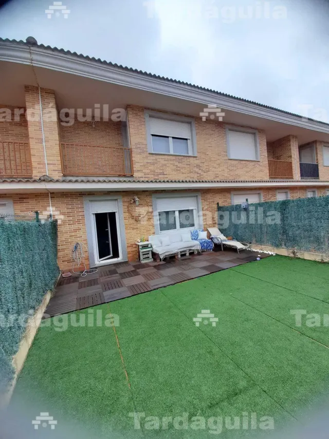 CHALET EN VILLARES DE LA REINA — 14