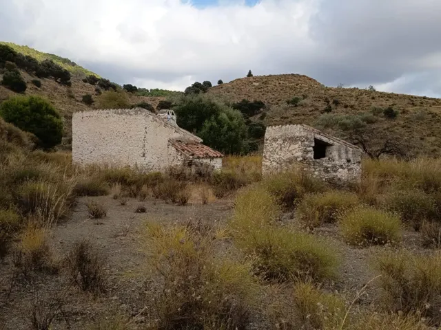 Bonita finca en venta en Sedella - foto 2