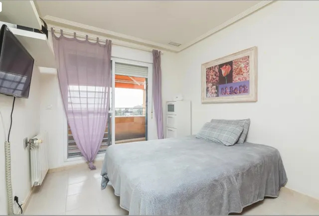AMPLIO DUPLEX EN CAMPO DE GOLF — 32