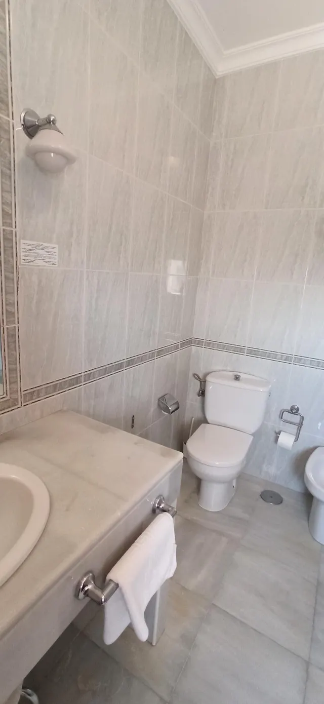 PRECIOSO HOTEL, TOTALMENTE REFORMADO EN ARCOS DE LA FRONTERA — 50
