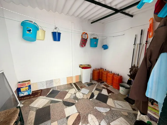 Excepcional Casa en Campillos - Oportunidad Única por €190,000 — 38