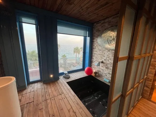Se vende vivienda singular con licencia restaura+copas, en primera linea,Avda.almadrava, Villajoyosa — 33