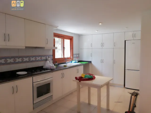 Dos adosados con terreno y piscina privada en Altea La vella — 9